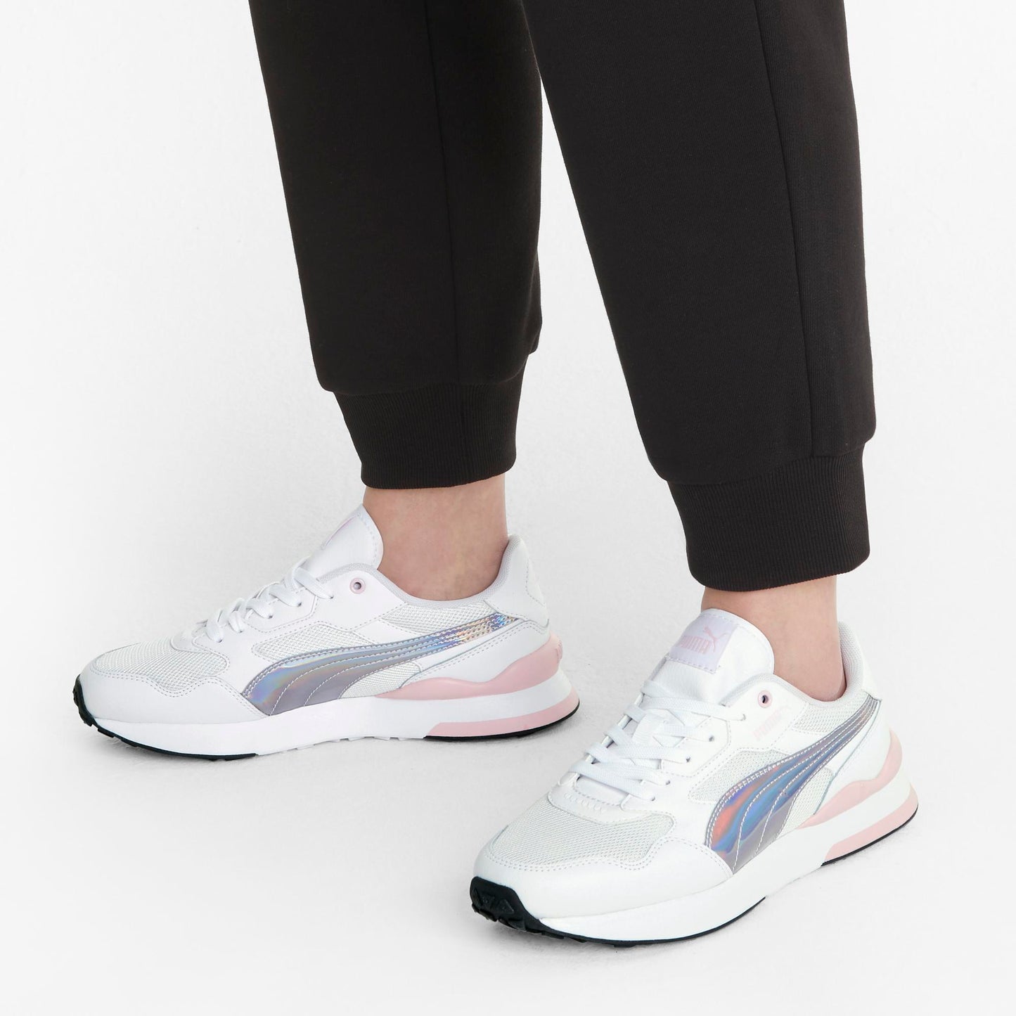 R78 FUTR IRI WMN'S (PUMA White-Pinklady)