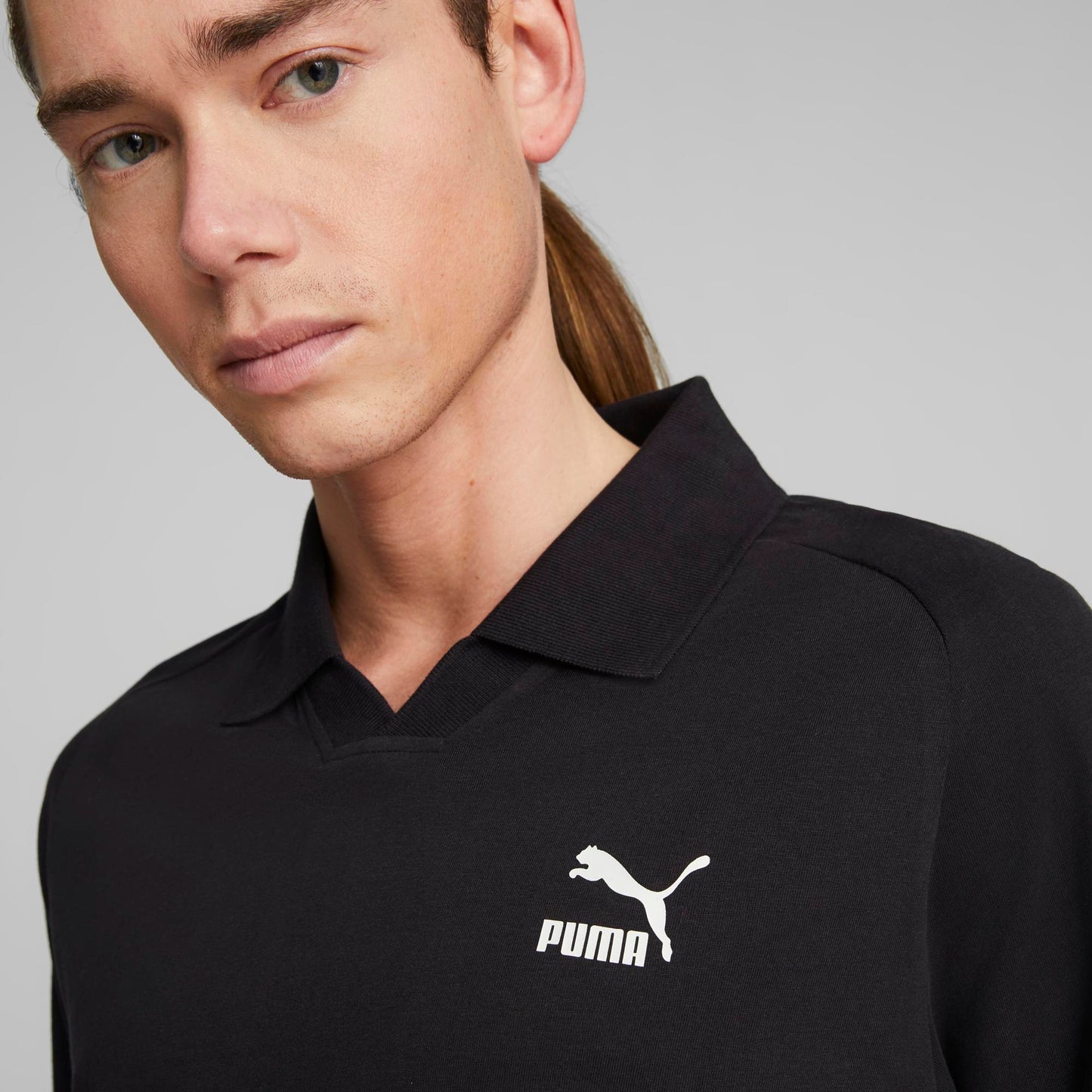 CLASSICS V-COLLAR POLO (PUMA Black)