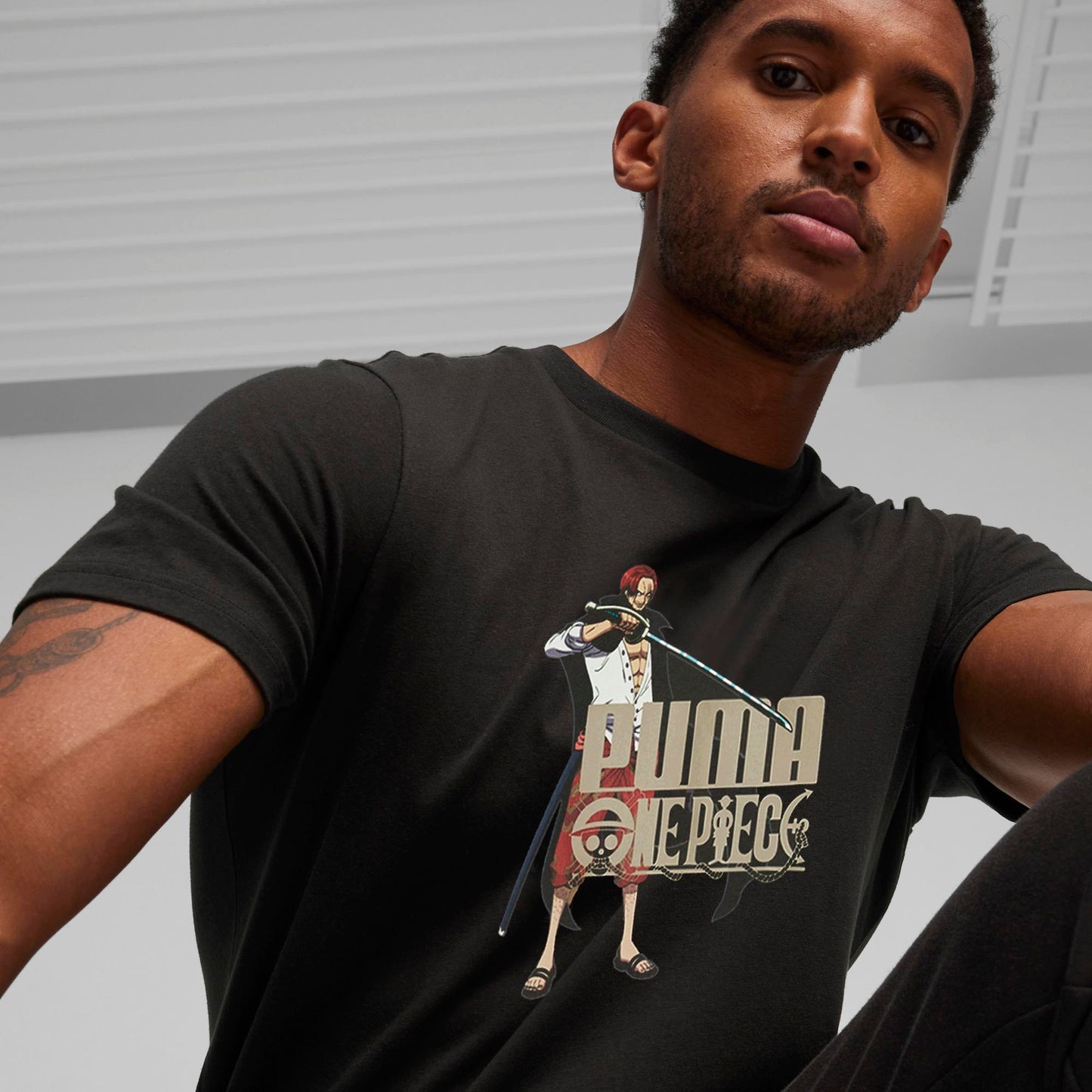 PUMA X ONE PIECE GRAPHIC TEE (PUMA Black)