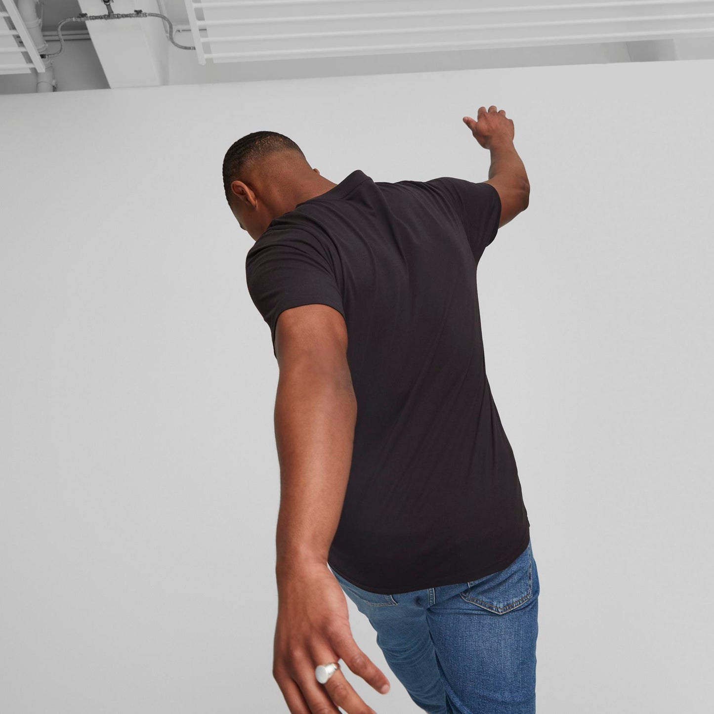 GRAPHICS MULTICOLOR TEE (PUMA Black)